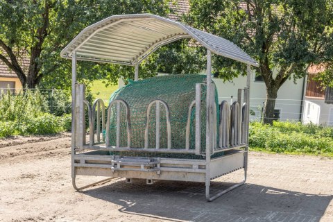Siatka na siano do bel, do zawieszania, zielony, 125 x 160 cm, oczko 4,5 cm, Kerbl Siatka na siano do bel, do zawieszania, zielony, 125 x 160 cm, oczko 4,5 cm, Kerbl