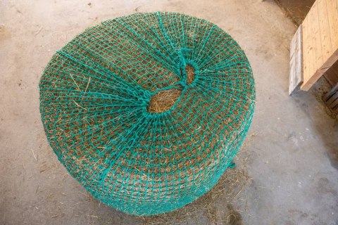 Siatka na siano do bel, do zawieszania, zielony, 125 x 160 cm, oczko 4,5 cm, Kerbl Siatka na siano do bel, do zawieszania, zielony, 125 x 160 cm, oczko 4,5 cm, Kerbl