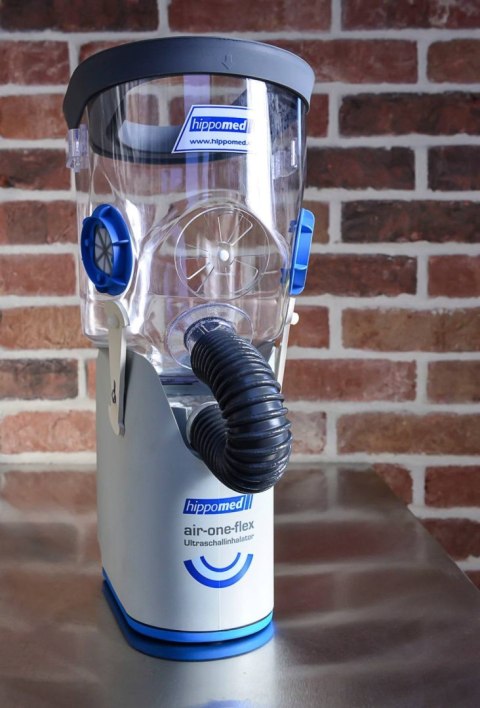 Inhalator dla konia AirOne Flex, bezprzewodowy, z maską dla koni gorącokrwistych, Hippomed Inhalator dla konia AirOne Flex, bezprzewodowy, z maską dla koni gorącokrwistych, Hippomed