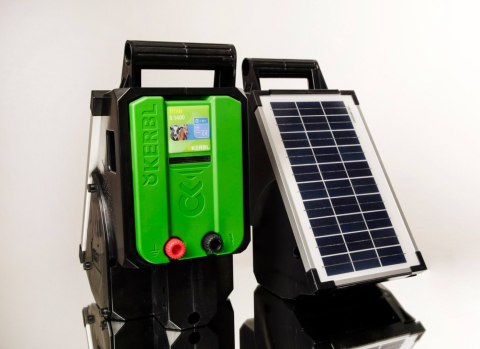 Elektryzator solarny TITAN S 1400, dla koni, bydła i małych zwierząt, 1,4 J, Kerbl Elektryzator solarny TITAN S 1400, dla koni, bydła i małych zwierząt, 1,4 J, Kerbl